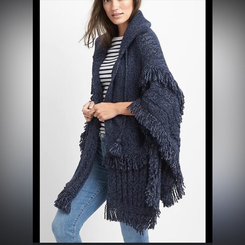 Gap cabincore navy poncho